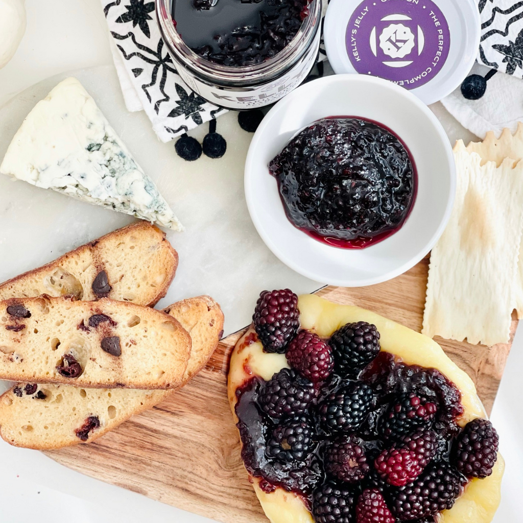 BAKED BRIE WITH PUFF PASTRY