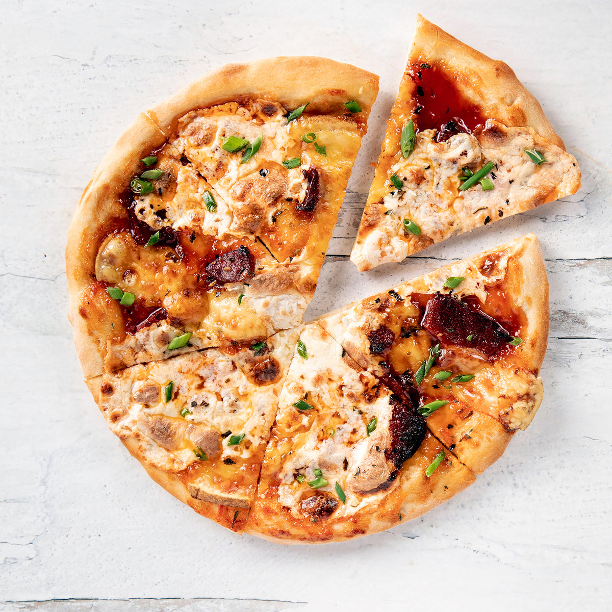 Fresh Tomato Jam Pizza with Pepperoni & Chives